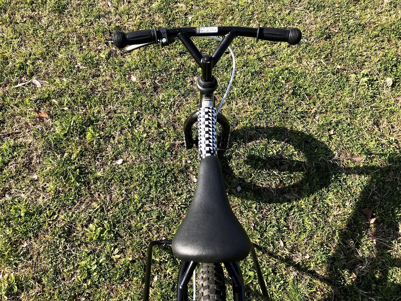 B-01　　　※画像が表示されるまでお待ちください。